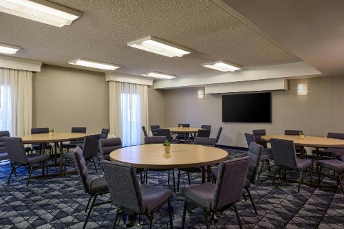 Courtyard by Marriott Phoenix North - image 38