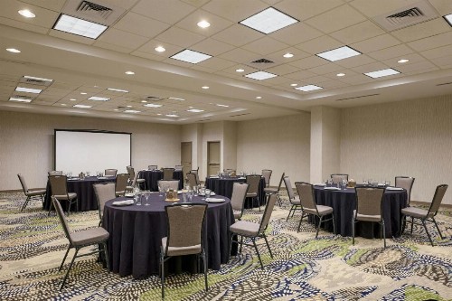 Residence Inn Phoenix Desert View at Mayo Clinic - image 31