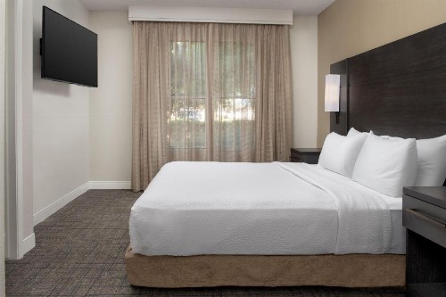 Residence Inn by Marriott Phoenix Airport - image 20
