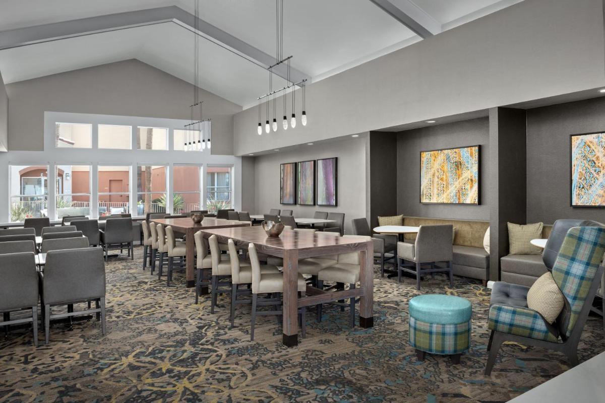 Residence Inn by Marriott Phoenix Airport - image 5