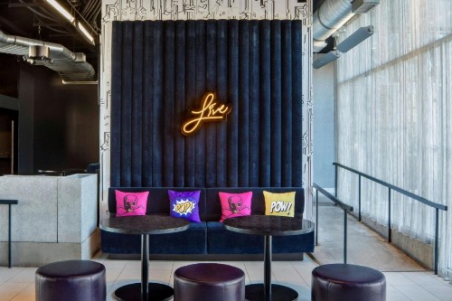 Aloft Phoenix Airport - image 12