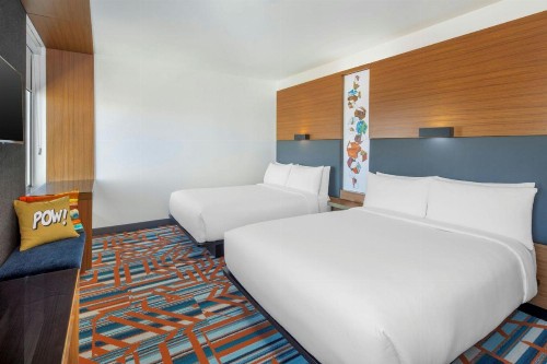 Aloft Phoenix Airport - image 14