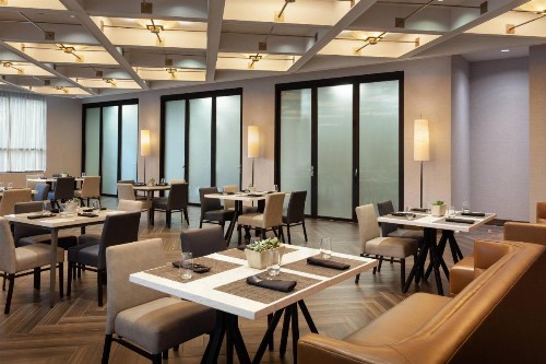 Marriott Phoenix Airport - image 23
