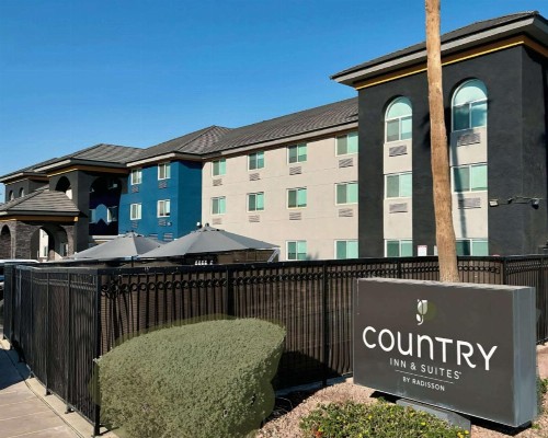 Country Inn & Suites by Radisson Phoenix Airport AZ - image 22
