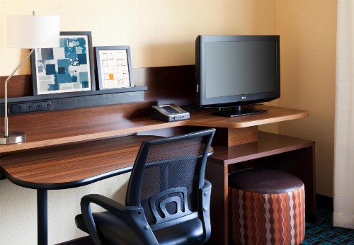 Country Inn & Suites by Radisson Phoenix Airport AZ - image 3