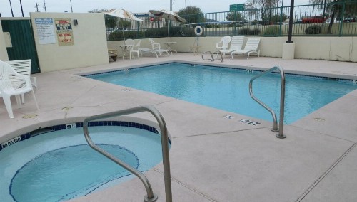 Days Inn by Wyndham Phoenix North - image 43