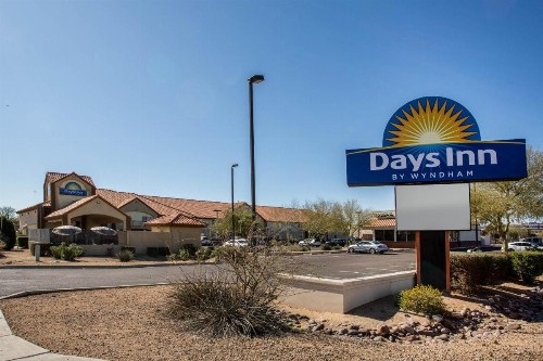 Days Inn by Wyndham Phoenix North - image 46