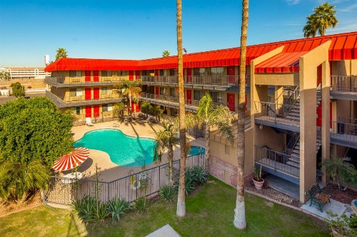 Travelers Inn - Phoenix - image 26
