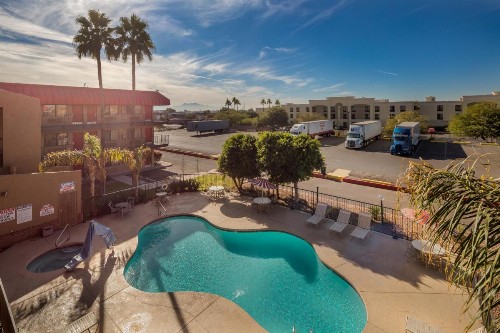 Travelers Inn - Phoenix - image 39