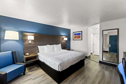 Surestay Hotel By Best Western Phoenix Airport