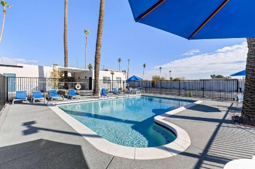 SureStay Hotel by Best Western Phoenix Airport - image 5