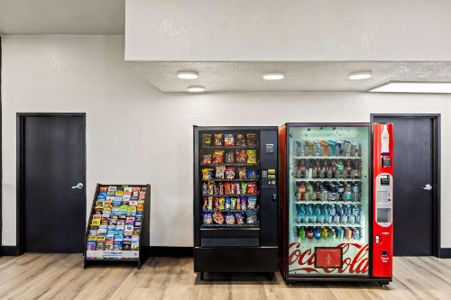 SureStay Hotel by Best Western Phoenix Airport - image 8