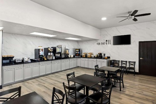 SureStay Hotel by Best Western Phoenix Airport - image 11
