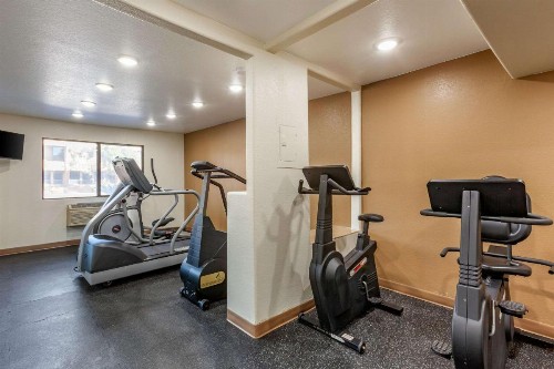 Quality Inn Phoenix Scottsdale West - image 12
