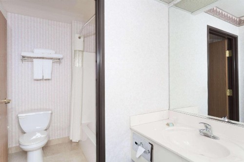Travelodge by Wyndham Phoenix - image 10