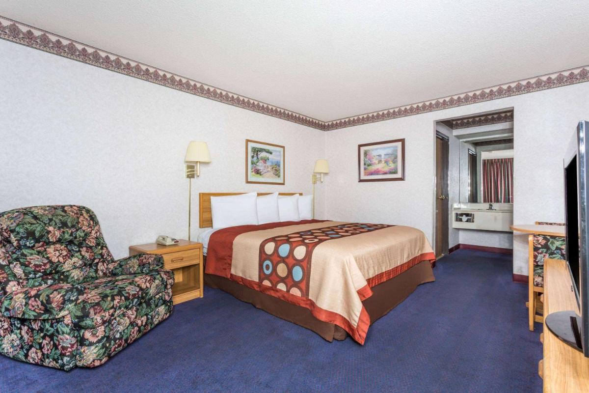 Travelodge by Wyndham Phoenix - image 7