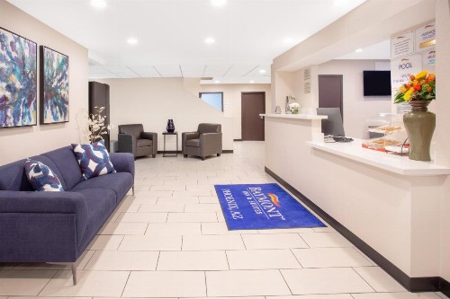 Baymont by Wyndham Phoenix I-10 near 51st Ave - image 41