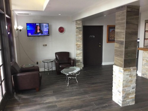 Extend-a-Suites Phoenix - image 4