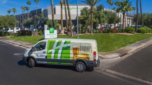Holiday Inn and Suites Phoenix Airport North an IHG Hotel - image 19