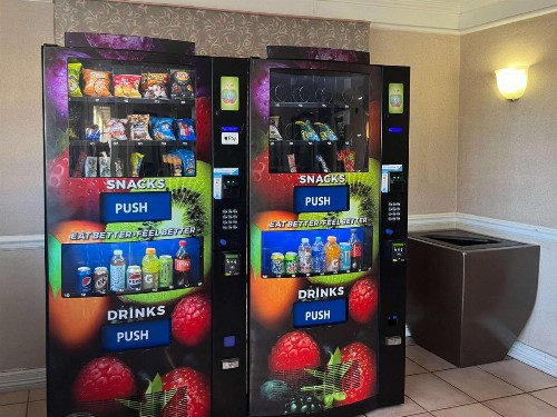 La Quinta Inn by Wyndham Phoenix Thomas Road - image 2