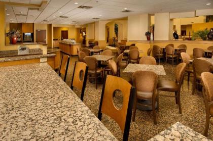 Drury Inn & Suites Phoenix Airport - image 11