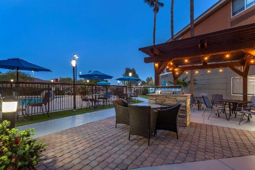 Best Western North Phoenix Hotel - image 10