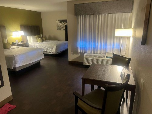 Best Western North Phoenix Hotel - image 13