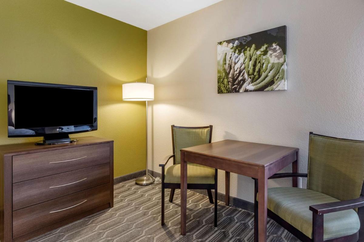 Best Western North Phoenix Hotel - image 2