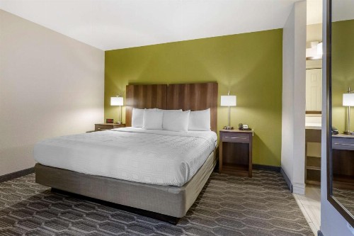 Best Western North Phoenix Hotel - image 28