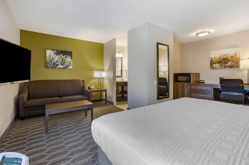 Best Western North Phoenix Hotel - image 38