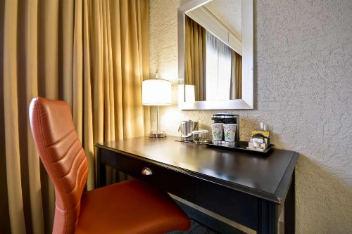 DoubleTree by Hilton Phoenix North - image 23