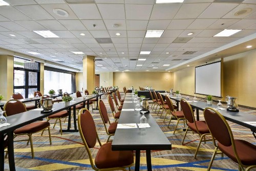 DoubleTree by Hilton Phoenix North - image 42