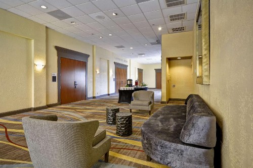 DoubleTree by Hilton Phoenix North - image 8