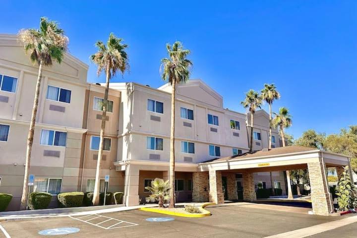 Comfort Suites At Metro Center Phoenix - main image