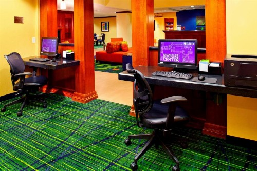 Fairfield Inn & Suites Phoenix Midtown - image 10