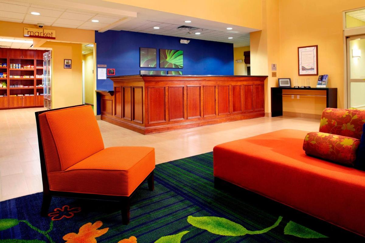 Fairfield Inn & Suites Phoenix Midtown - image 2