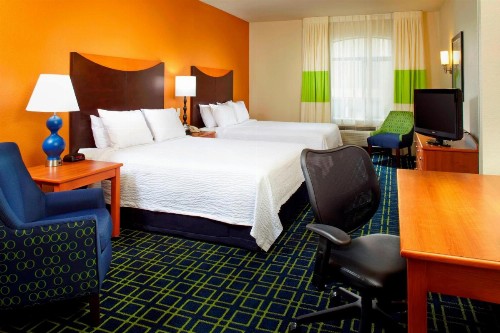 Fairfield Inn & Suites Phoenix Midtown - image 4