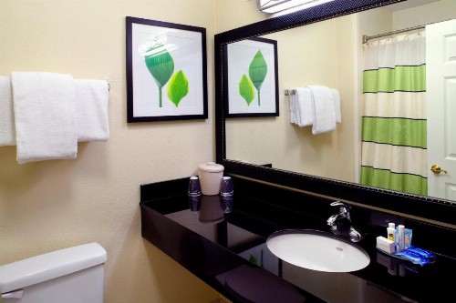Fairfield Inn & Suites Phoenix Midtown - image 6