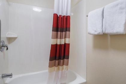 Red Roof Inn PLUS + Phoenix West - image 18