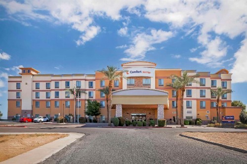 Comfort Suites Glendale - State Farm Stadium Area - image 13