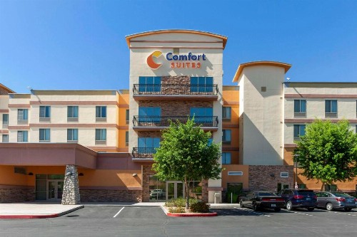 Comfort Suites Glendale - State Farm Stadium Area - image 19