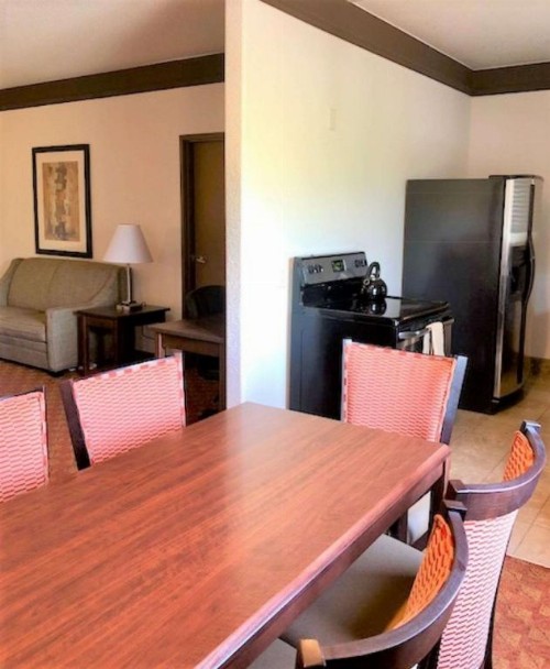 Best Western Tolleson Hotel - image 13