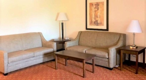 Best Western Tolleson Hotel - image 15