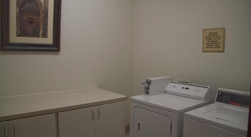 Best Western Tolleson Hotel - image 9