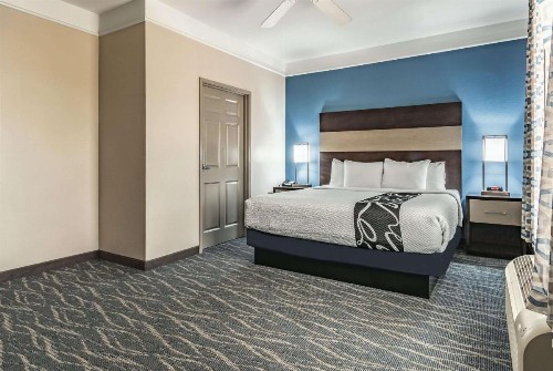 La Quinta by Wyndham Phoenix I-10 West - image 10