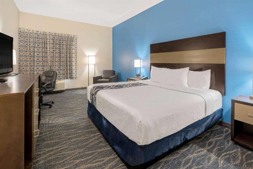 La Quinta by Wyndham Phoenix I-10 West - image 21