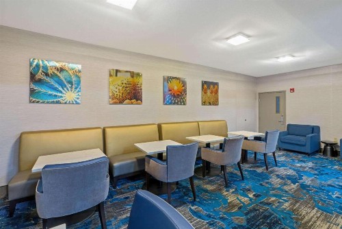 La Quinta by Wyndham Phoenix I-10 West - image 27
