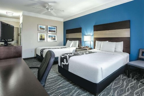 La Quinta by Wyndham Phoenix I-10 West - image 4