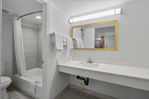 Travel Inn - image 11
