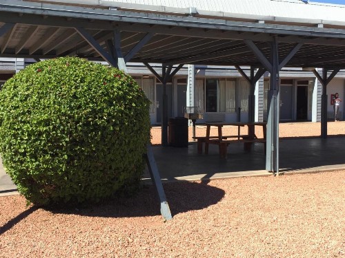 EZ 8 Motel Airporter - image 22
